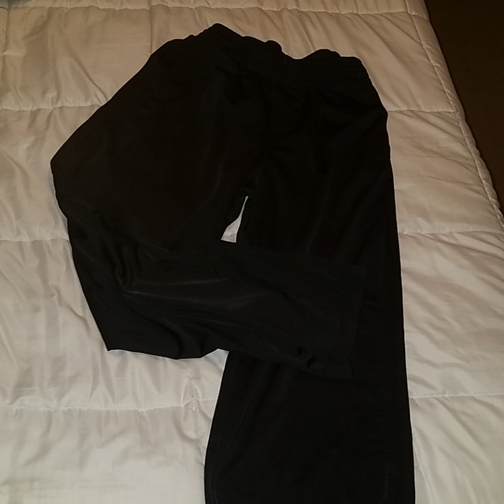 Adidas - Picture 2 of 2